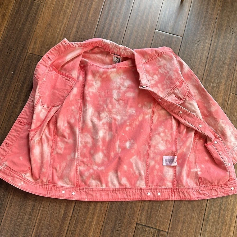 Rare💕Oversized jacket Guess Pink Tie Dye denim jacket y2k bling jacket Banksy - Picture 16 of 17